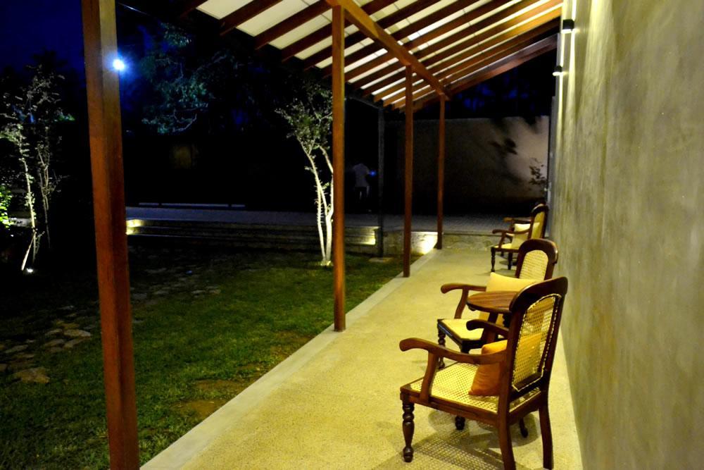 Kethaka Aga Hotel Tissamaharama Ngoại thất bức ảnh