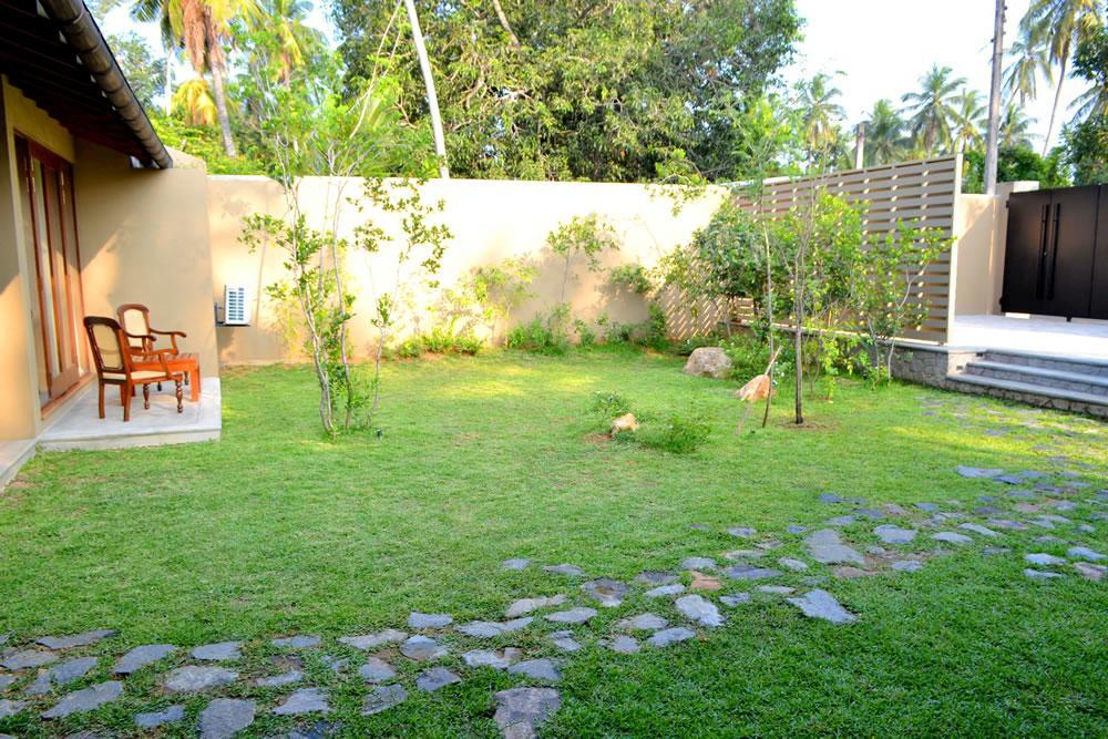 Kethaka Aga Hotel Tissamaharama Ngoại thất bức ảnh